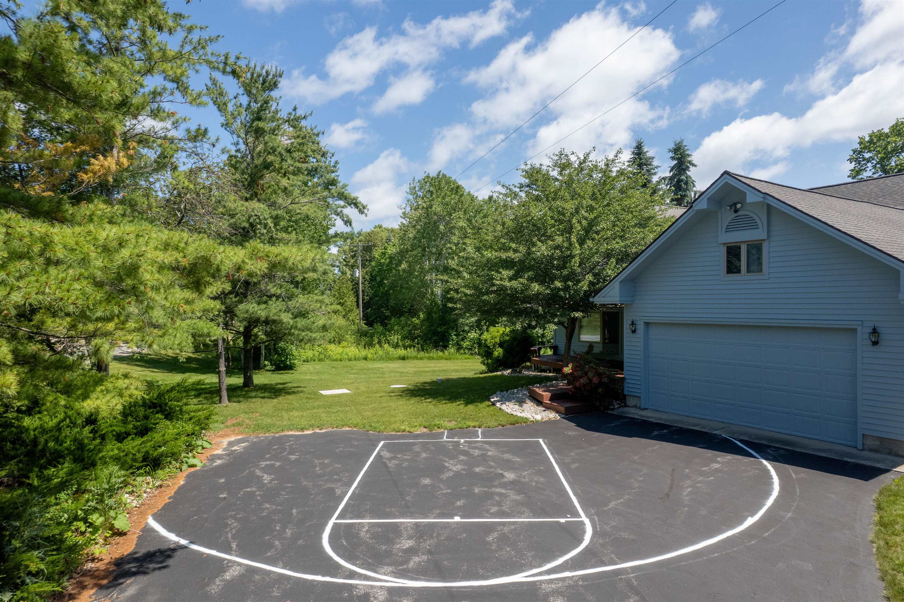14088 Bluff Road Traverse City, MI 49686 - Photo 25 of 71