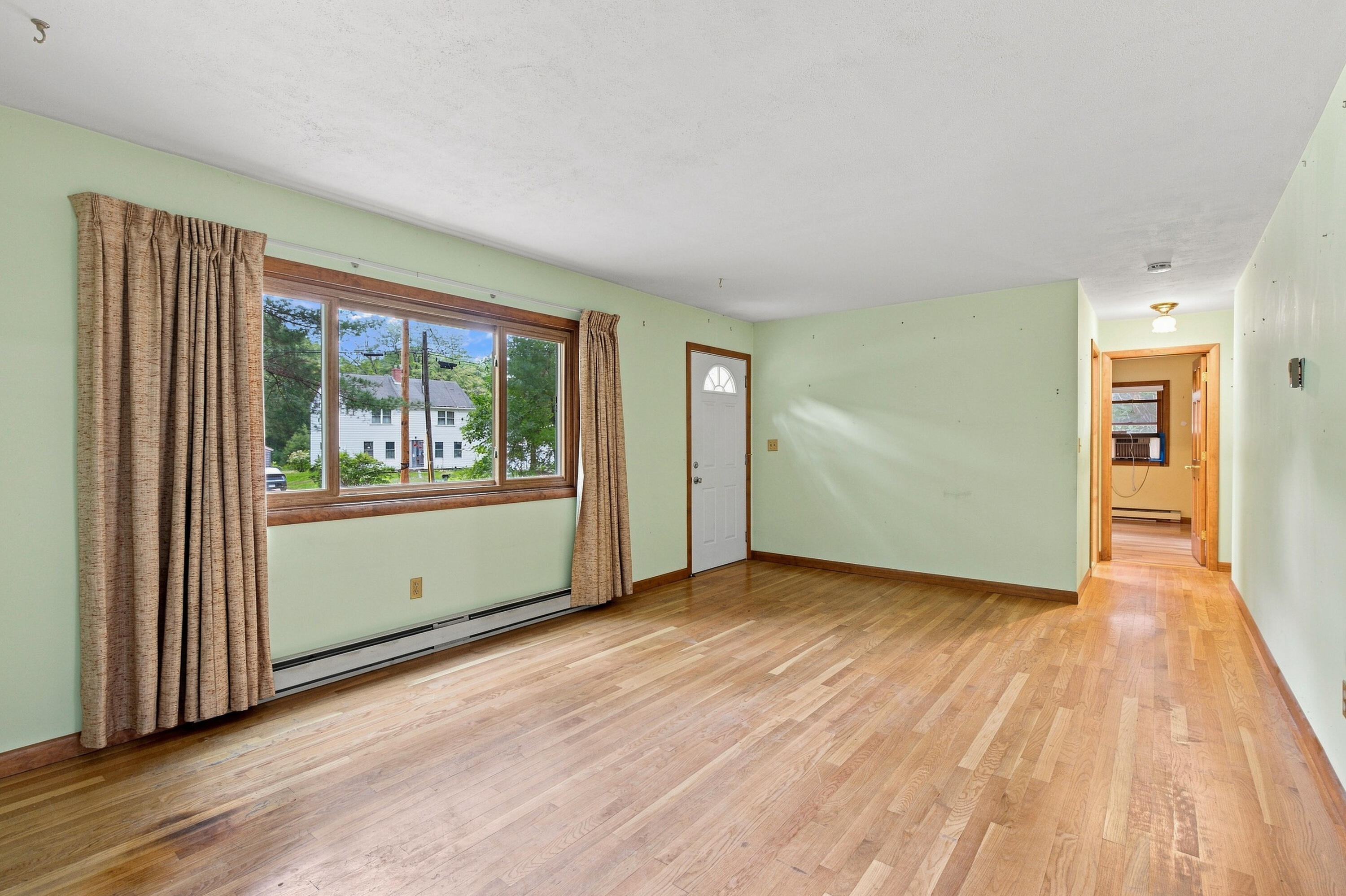 270 Oldfields Road South Berwick, ME 03908 - Photo 6 of 36 LaBrie-Media-Photos-28