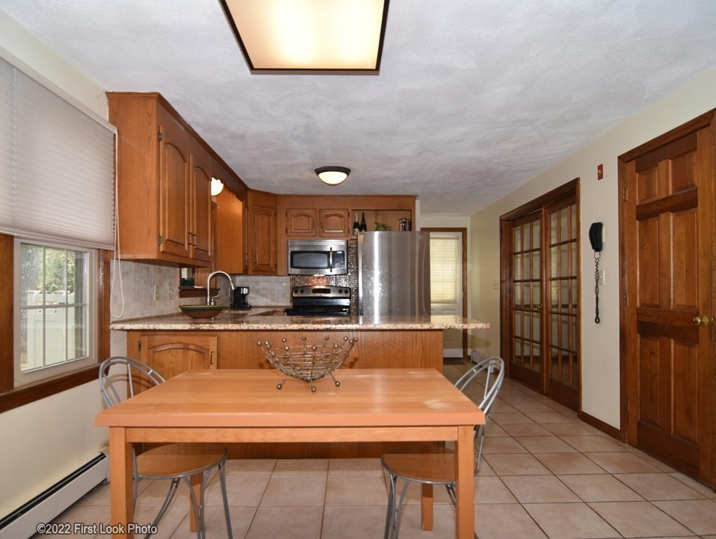 22 Huntsbridge Road North Attleboro, MA 02760 - Photo 6 of 34 Gallery Image 6