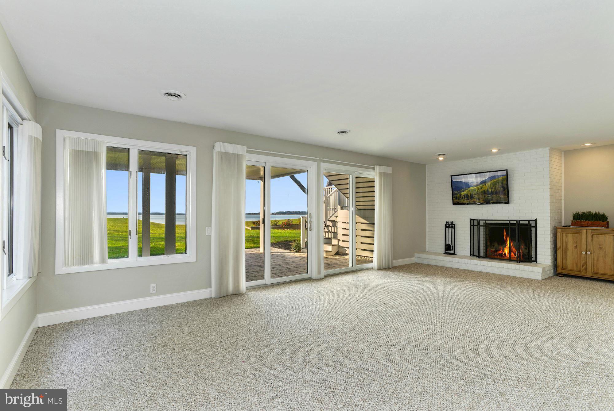 2872 Cox Neck Road Chester, MD 21619 - Photo 18 of 30 Family Room