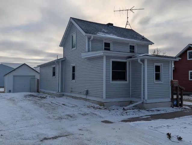 $119,500 | 245 3rd Avenue Southeast, Wells, MN 56097