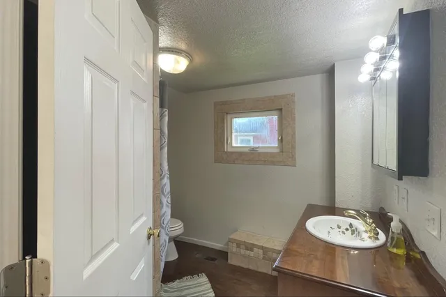 $119,500 | 245 3rd Avenue Southeast, Wells, MN 56097