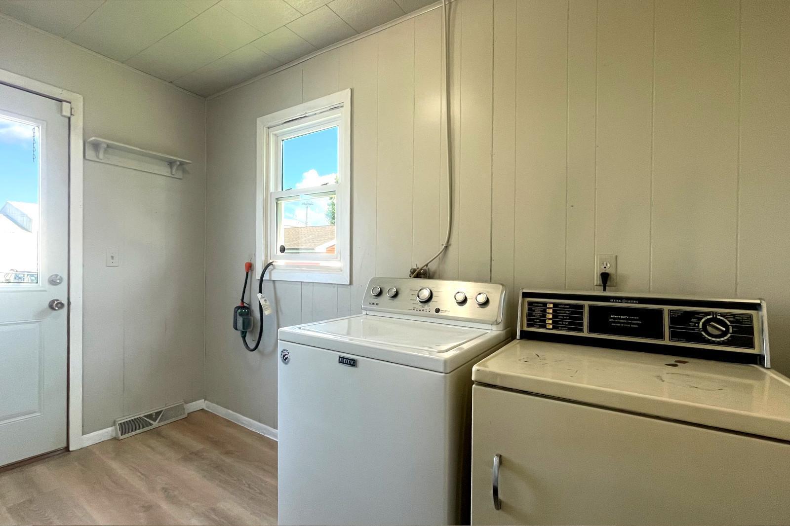 245 3rd Avenue Southeast Wells, MN 56097 - Photo 19 of 20