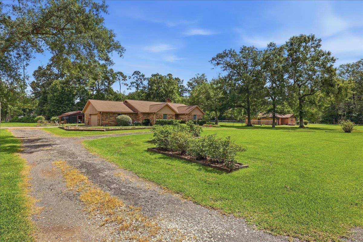 5240 Avie Lane Beaumont, TX 77708 - Photo 2 of 49