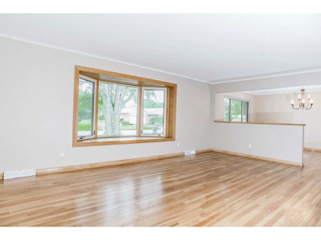 1614 Kenwick Road Columbus, OH 43209 - Photo 4 of 25 Gallery Image 4