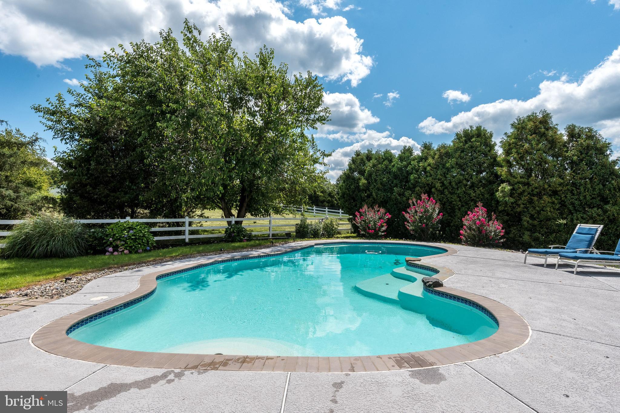 1997 Knight Road Green Lane, PA 18054 - Photo 18 of 94 Gallery Image 18