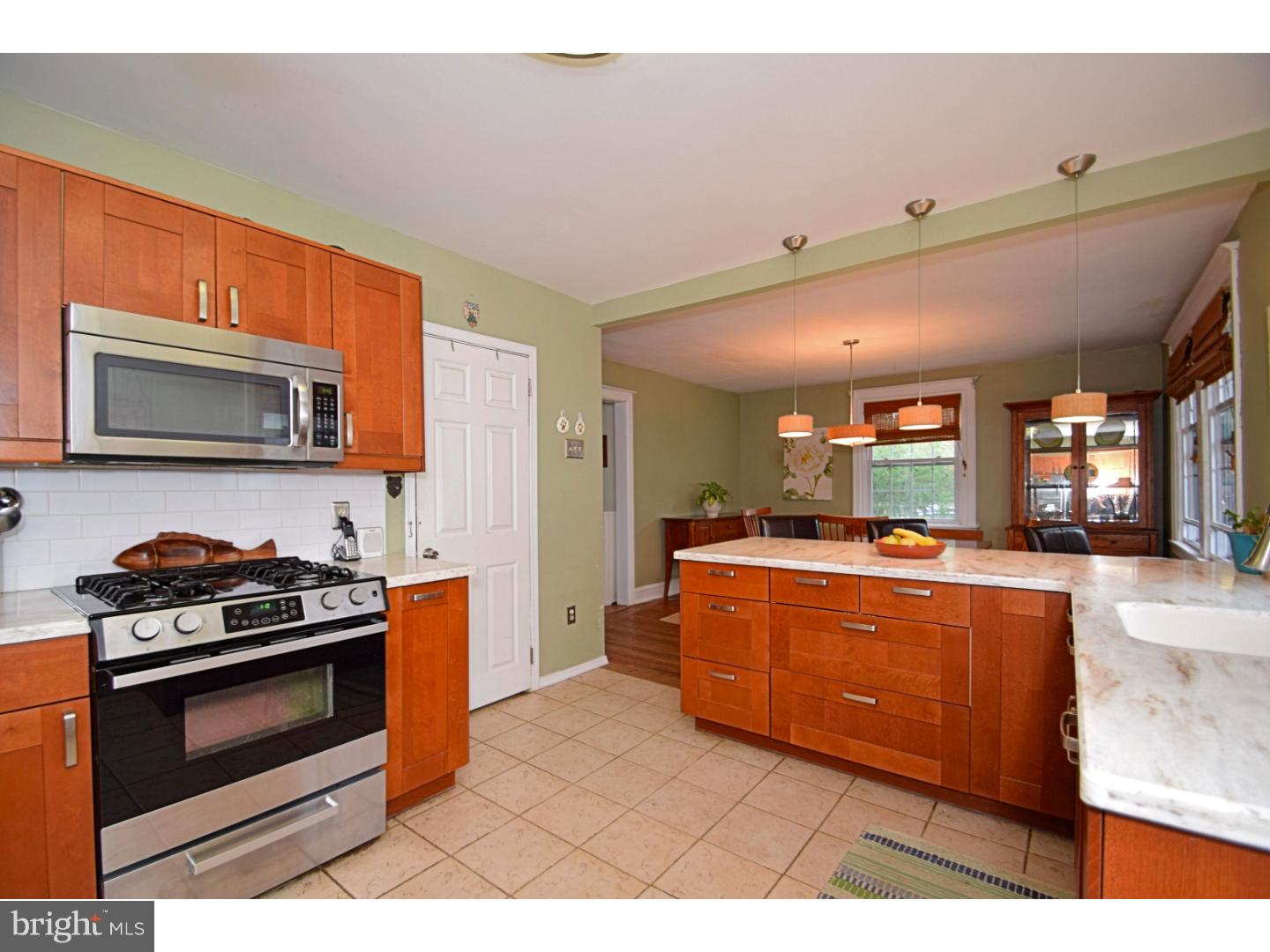 816 Pitt Road Cheltenham, PA 19012 - Photo 9 of 22