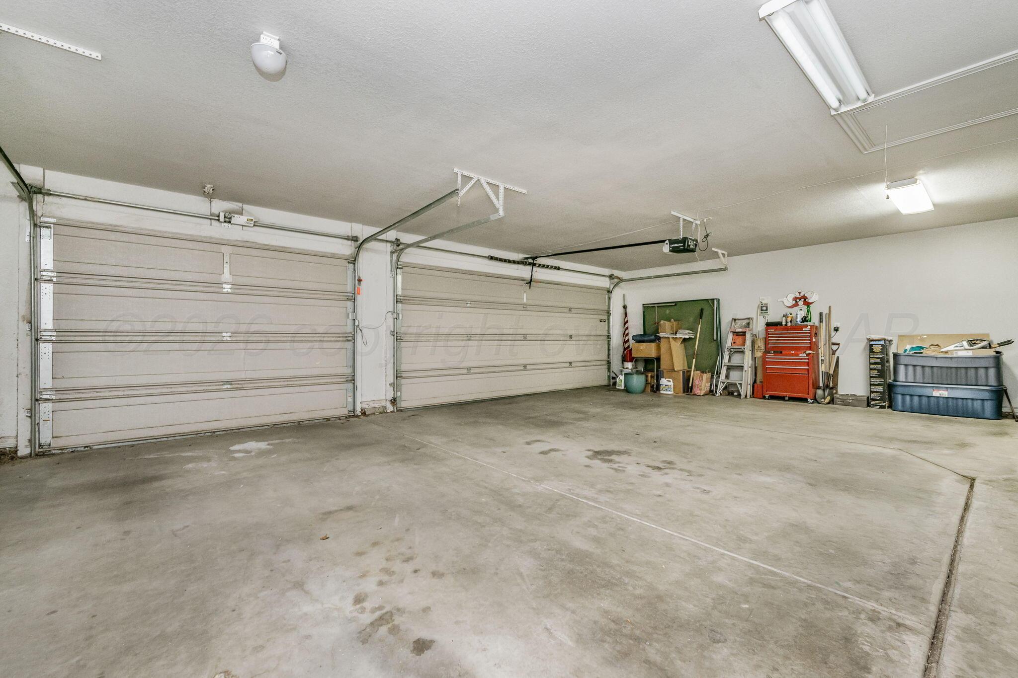 6007 Hunter Drive Amarillo, TX 79119 - Photo 24 of 28 a view of a garage