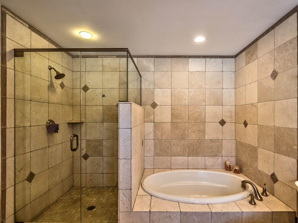 645 Field Club Road Pittsburgh, PA 15238 - Photo 17 of 25 The master en suite has a beautiful soaking club as well as a gorgeous shower space.