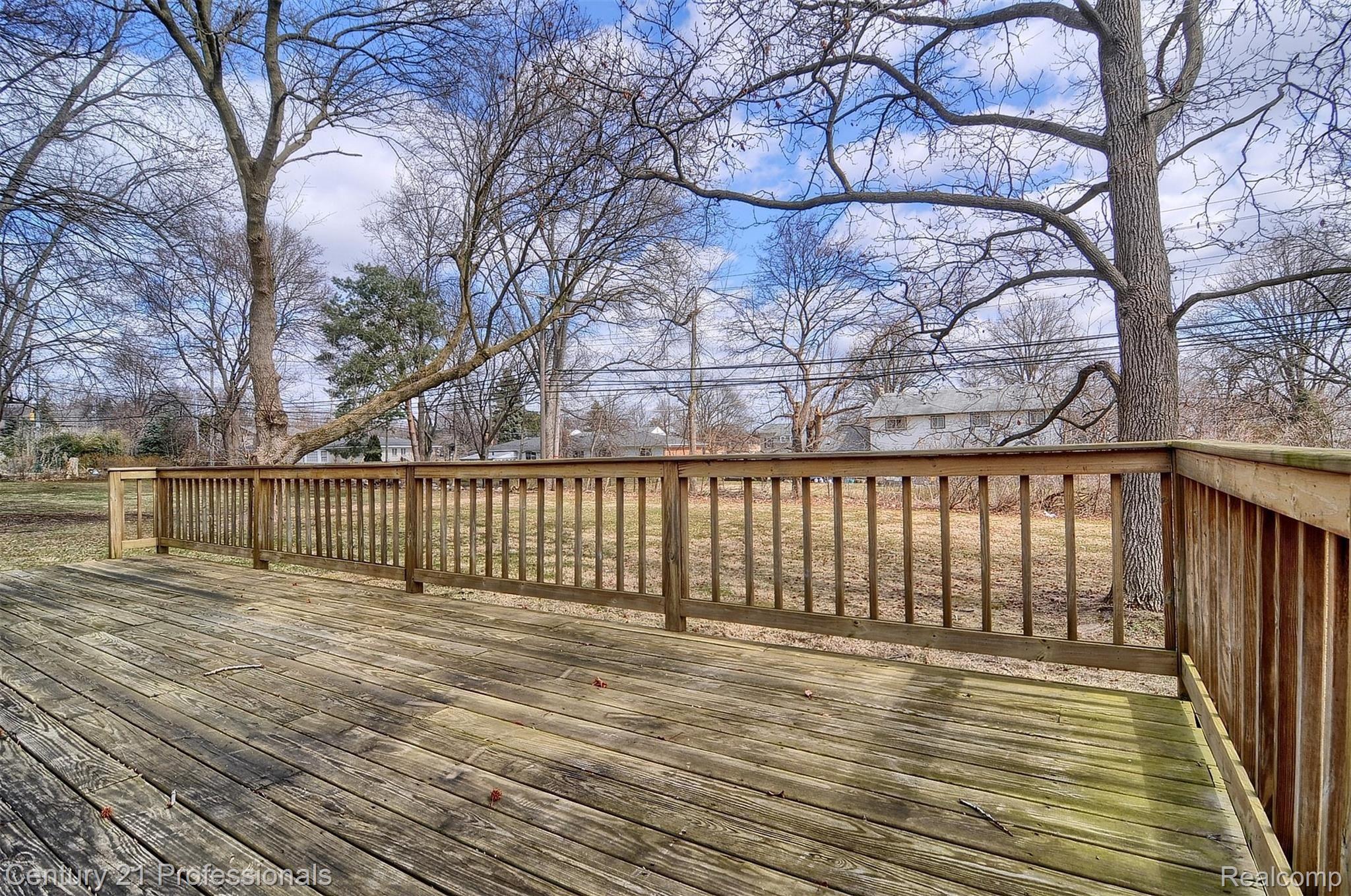 63 East Maryknoll Road Rochester, MI 48309 - Photo 23 of 34 Deck View.jpg