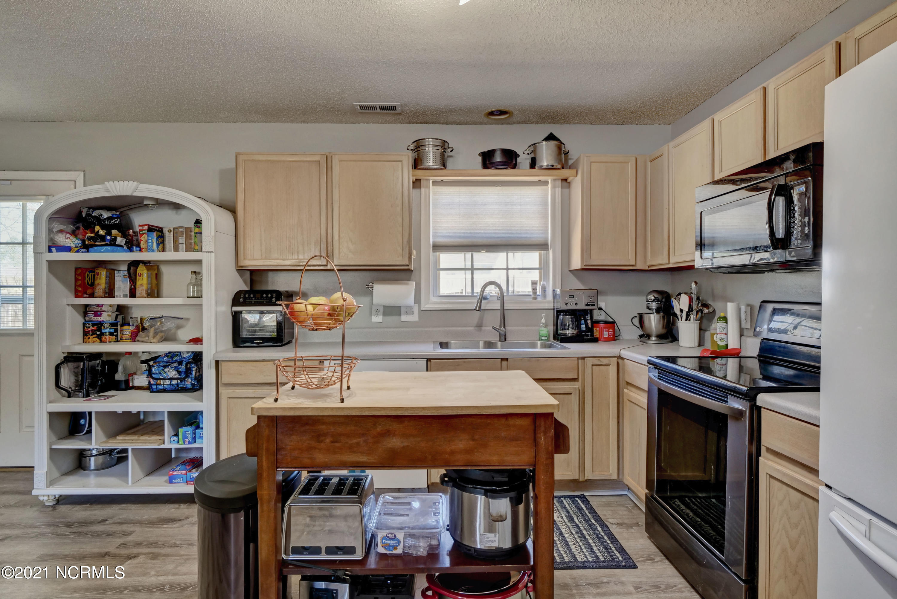 4385 Ritz Circle Shallotte, NC 28470 - Photo 9 of 36 009_p4533796_797_798_799_800_801_802