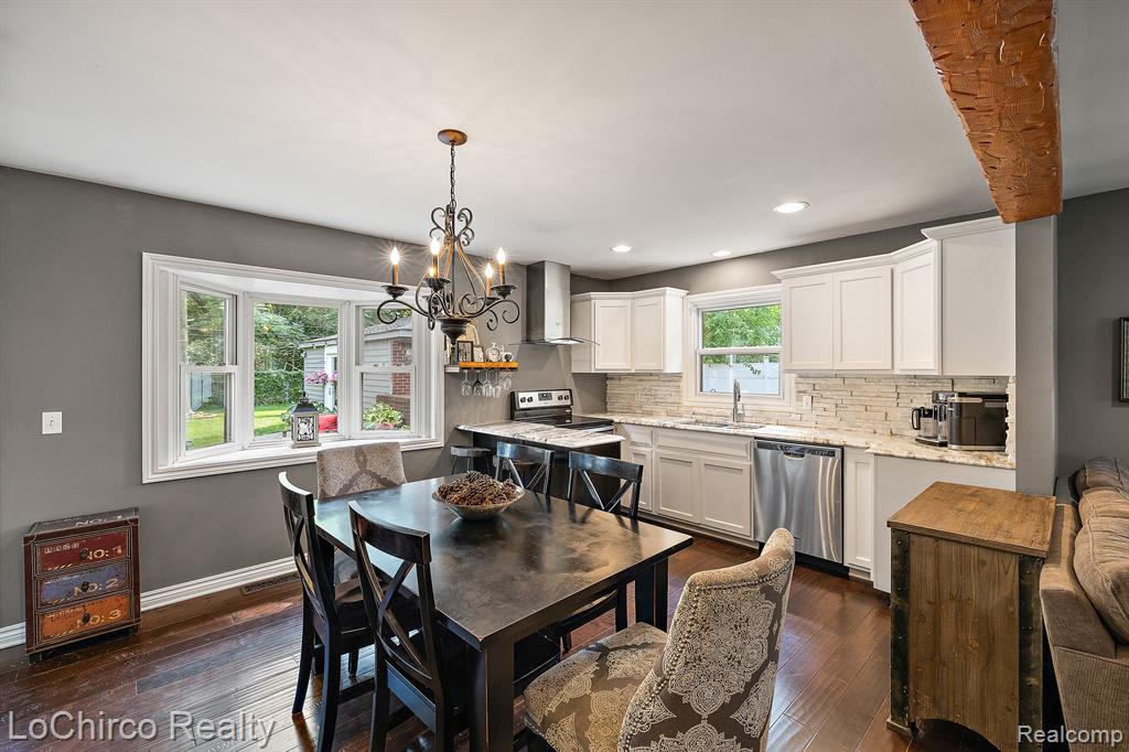 1232 Avon Manor Road Rochester Hills, MI 48307 - Photo 10 of 45