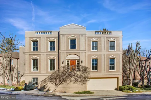 $2,550,000 | 4709 Foxhall Crescent Northwest, Washington, DC 20007