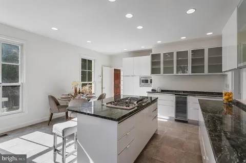 $2,550,000 | 4709 Foxhall Crescent Northwest, Washington, DC 20007