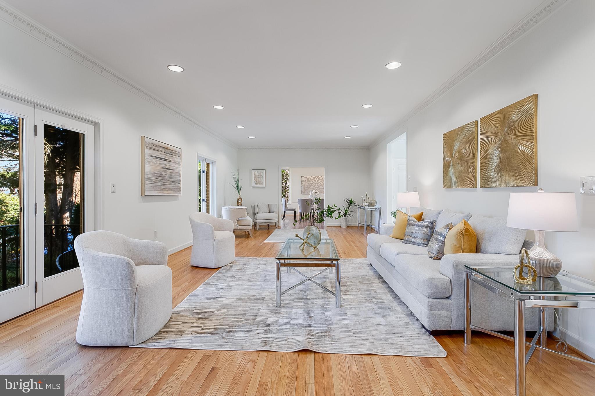 4709 Foxhall Crescent Northwest Washington, DC 20007 - Photo 13 of 57 Oversized and sophisticated living room