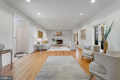 $2,550,000 | 4709 Foxhall Crescent Northwest, Washington, DC 20007