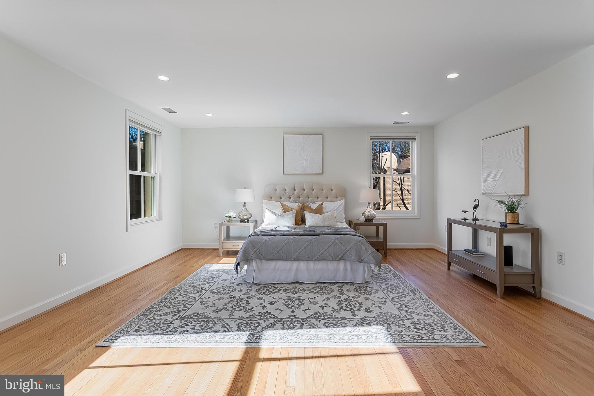 4709 Foxhall Crescent Northwest Washington, DC 20007 - Photo 26 of 57 Stunningly beautiful primary suite