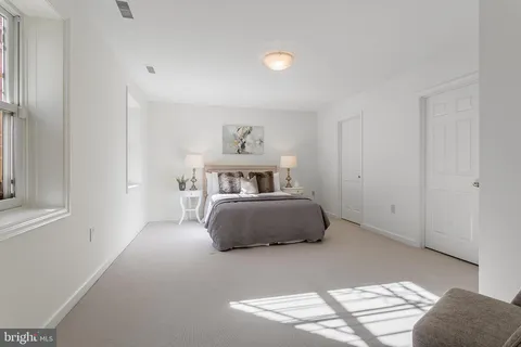 $2,550,000 | 4709 Foxhall Crescent Northwest, Washington, DC 20007