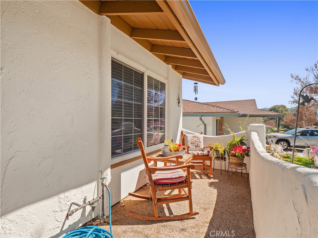 19401 Oak Crossing Road Newhall, CA 91321 - Photo 23 of 47