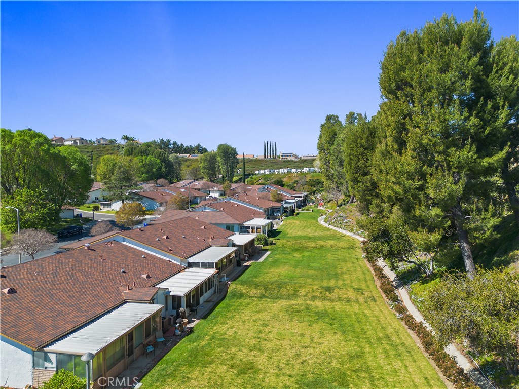 19401 Oak Crossing Road Newhall, CA 91321 - Photo 31 of 47