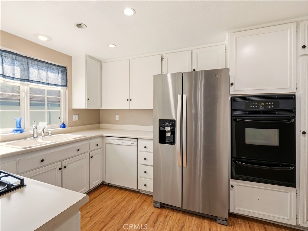 19401 Oak Crossing Road Newhall, CA 91321 - Photo 9 of 47