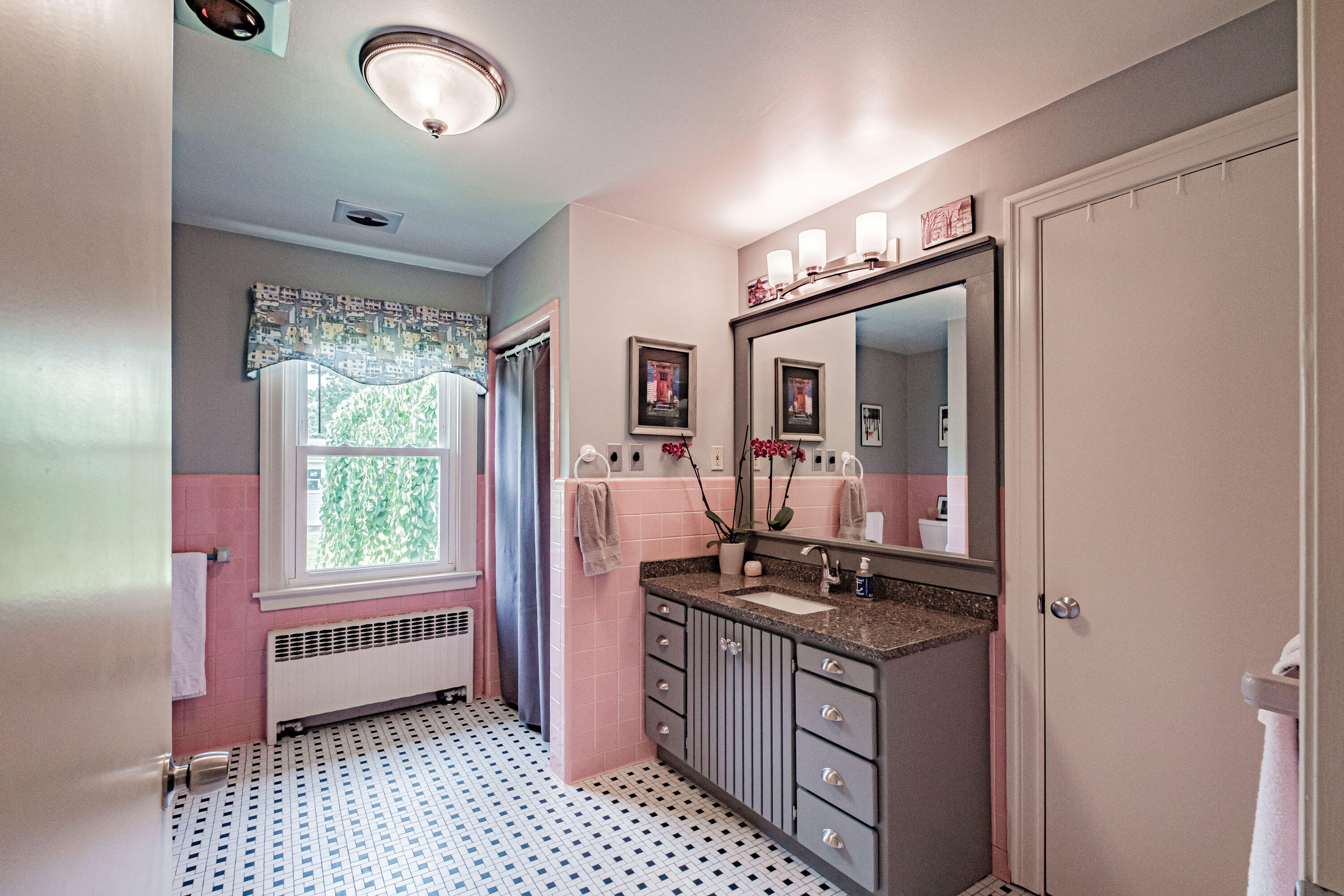1 Caron Street Portland, ME 04103 - Photo 49 of 92 Full bathroom #1