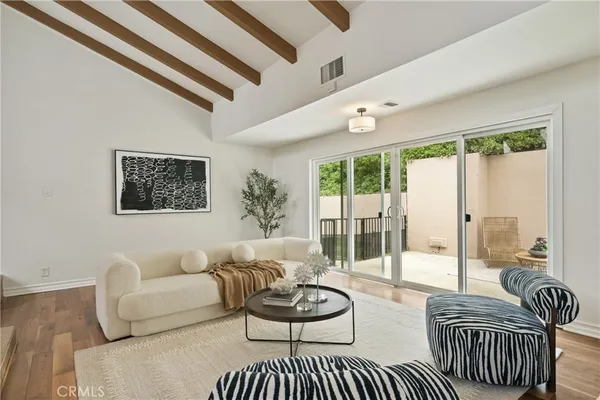 $1,595,000 | 3160 Sepulveda Boulevard, Sherman Oaks, CA 91403