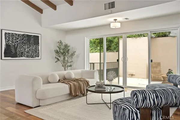 $1,595,000 | 3160 Sepulveda Boulevard, Sherman Oaks, CA 91403