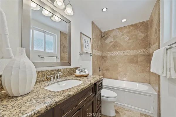 $1,595,000 | 3160 Sepulveda Boulevard, Sherman Oaks, CA 91403