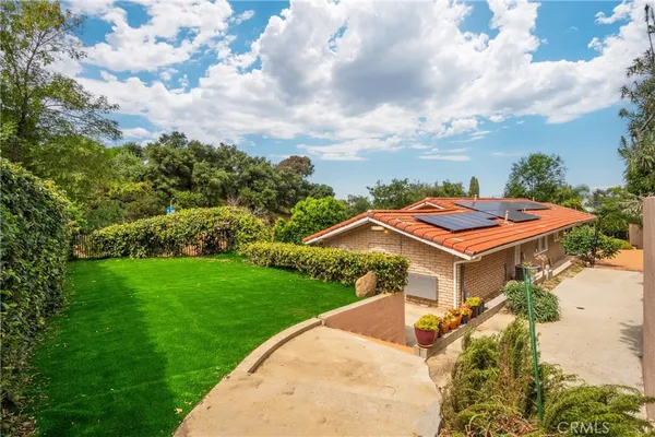 $1,595,000 | 3160 Sepulveda Boulevard, Sherman Oaks, CA 91403