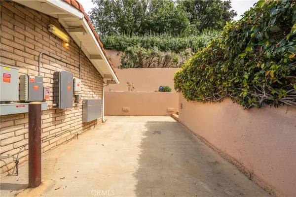 $1,595,000 | 3160 Sepulveda Boulevard, Sherman Oaks, CA 91403