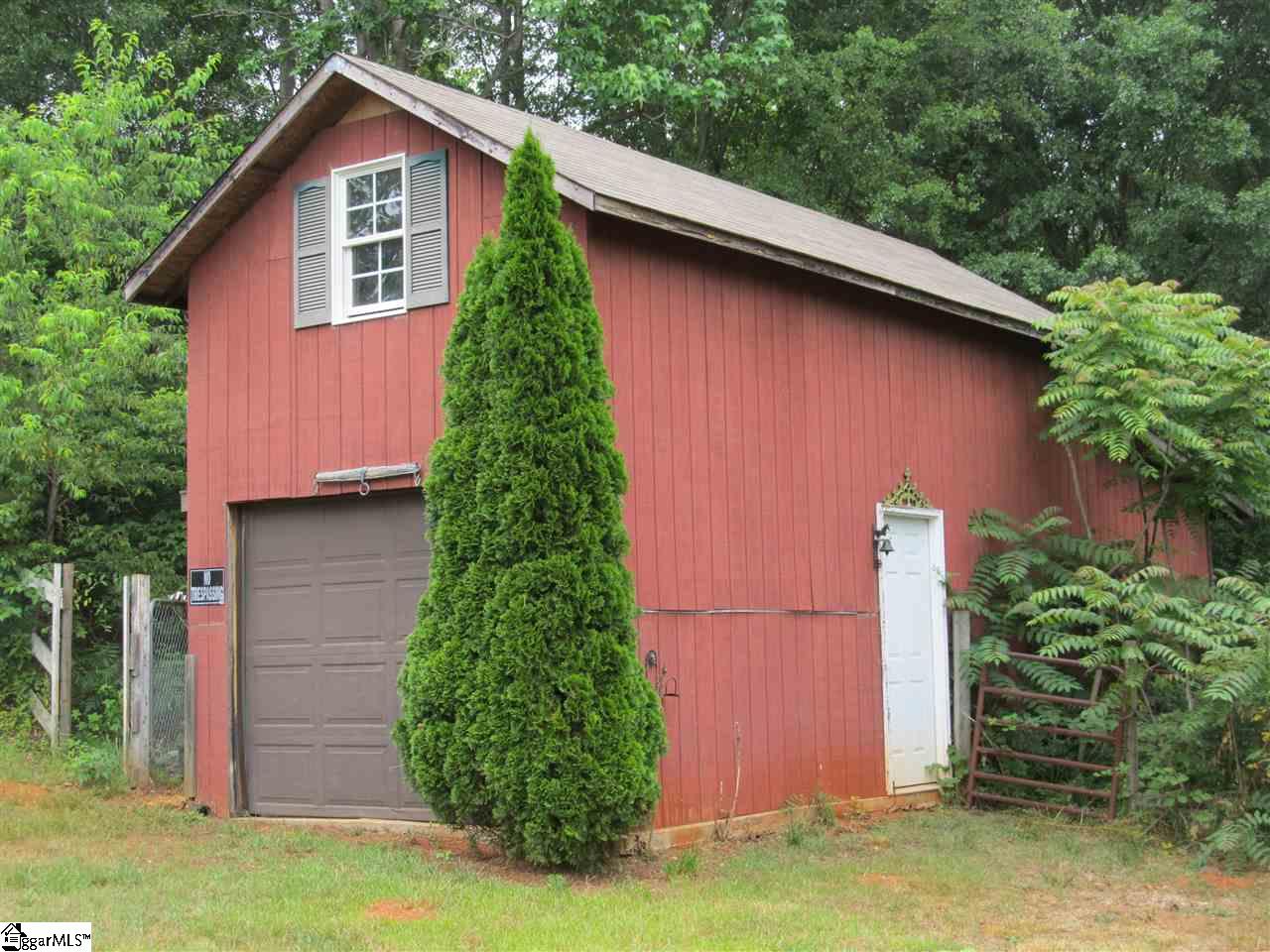 48 McKinney Road Travelers Rest, SC 29690 - Photo 13 of 36