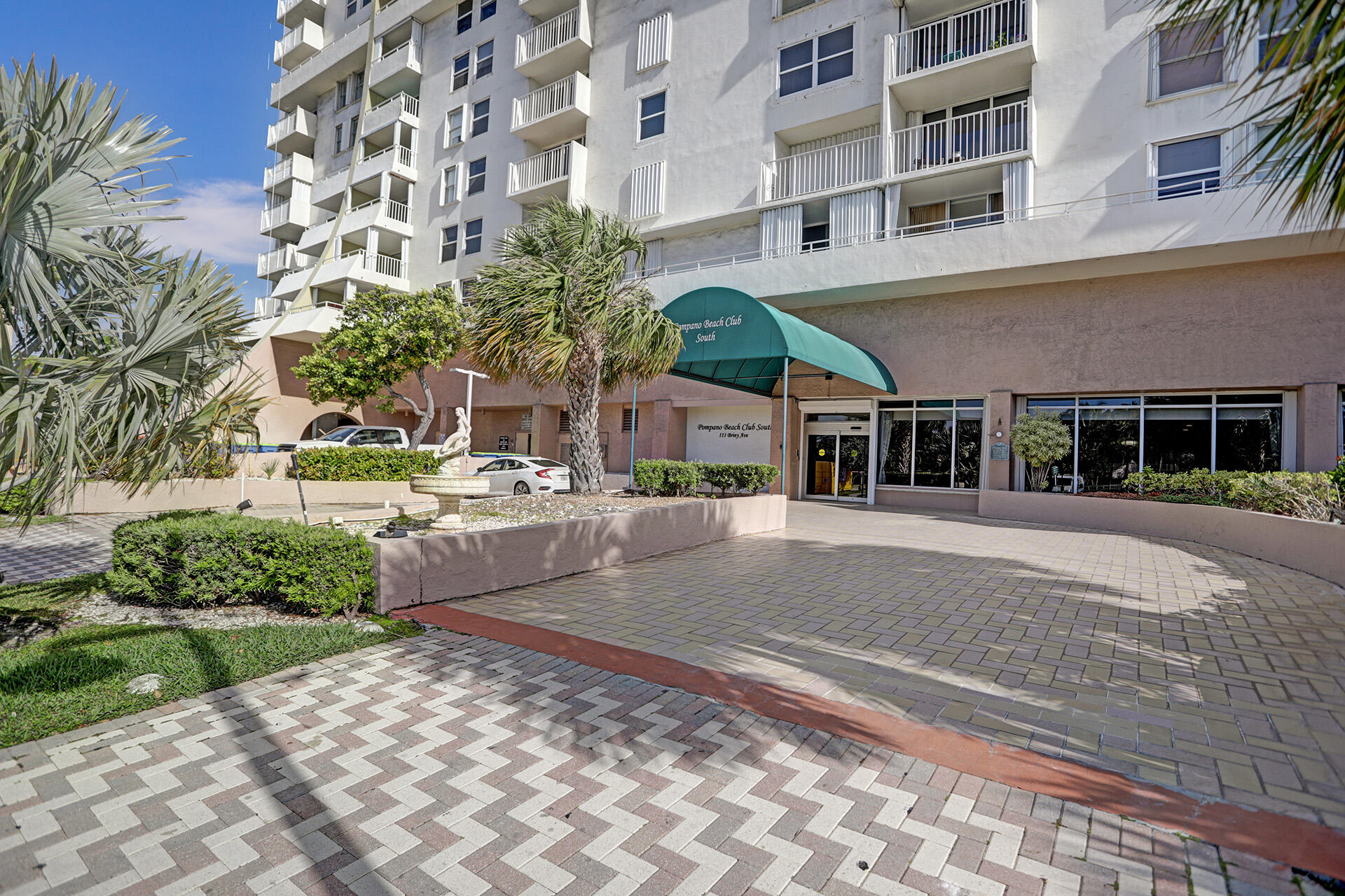 111 Briny Avenue, Unit 810 Pompano Beach, FL 33062 - Photo 45 of 62 9472B4C6-0A81-4DBA-B0E7-EB81DB011CB1