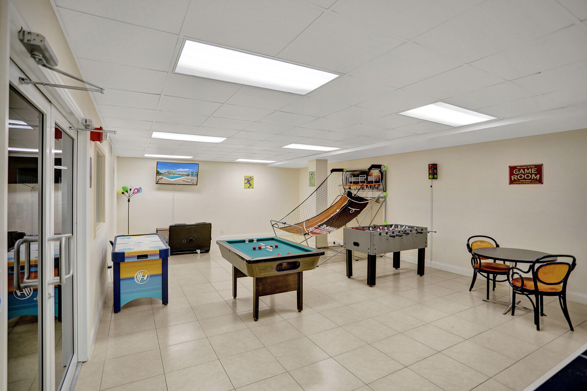 111 Briny Avenue, Unit 810 Pompano Beach, FL 33062 - Photo 57 of 62 5F860CF2-793C-4815-A89A-9B8359ADAC5A