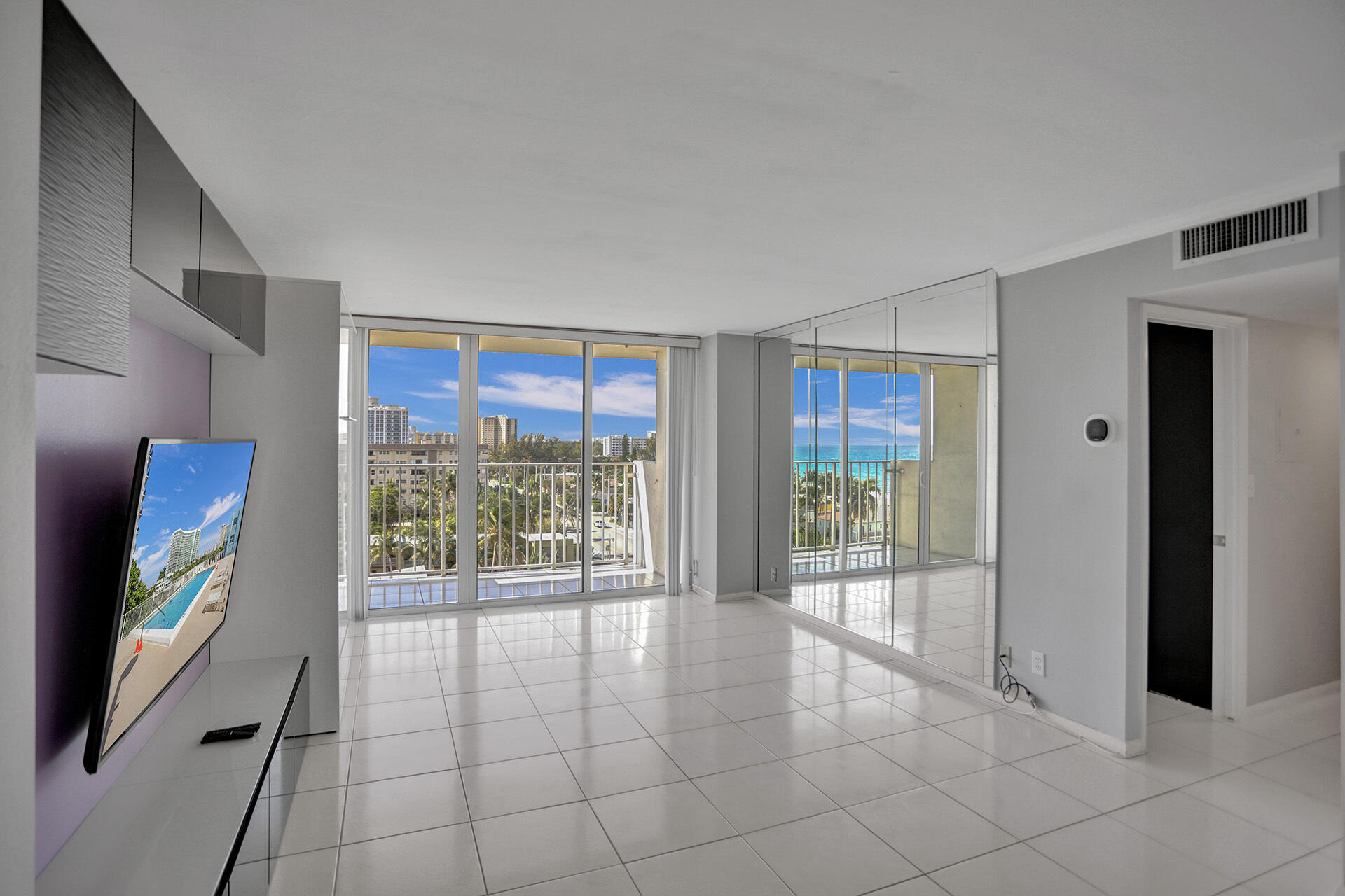 111 Briny Avenue, Unit 810 Pompano Beach, FL 33062 - Photo 8 of 62 85B0CA2B-5ED9-4A94-A5BF-32B9C0766546