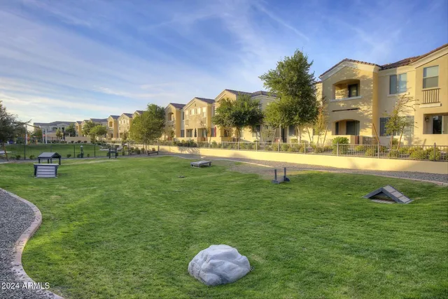 $2,375 | 1350 South Ellsworth Road, Unit 3, Mesa, AZ 85209