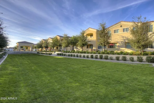 $2,315 | 1350 South Ellsworth Road, Unit 3, Mesa, AZ 85209