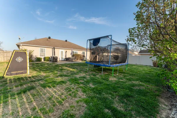 $269,900 | 4931 Overland Drive, Newburgh, IN 47630