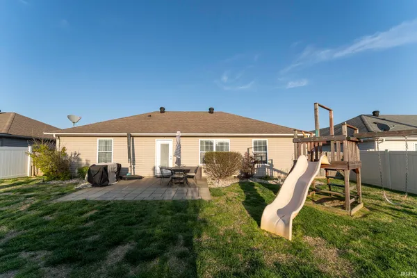 $269,900 | 4931 Overland Drive, Newburgh, IN 47630