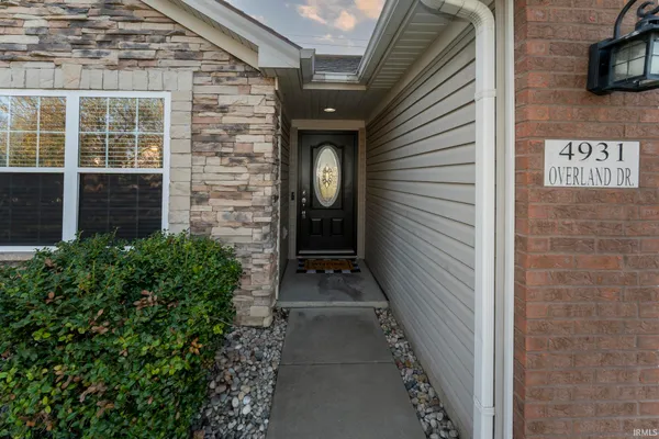 $269,900 | 4931 Overland Drive, Newburgh, IN 47630