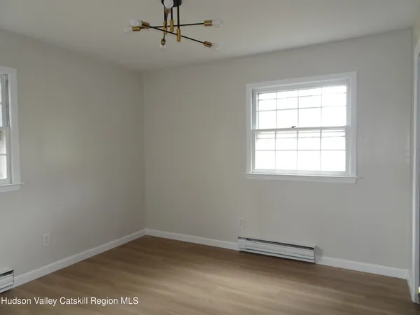 $1,950 | 167 Highway 23, Unit 2B, Claverack-Red Mills, NY 12513