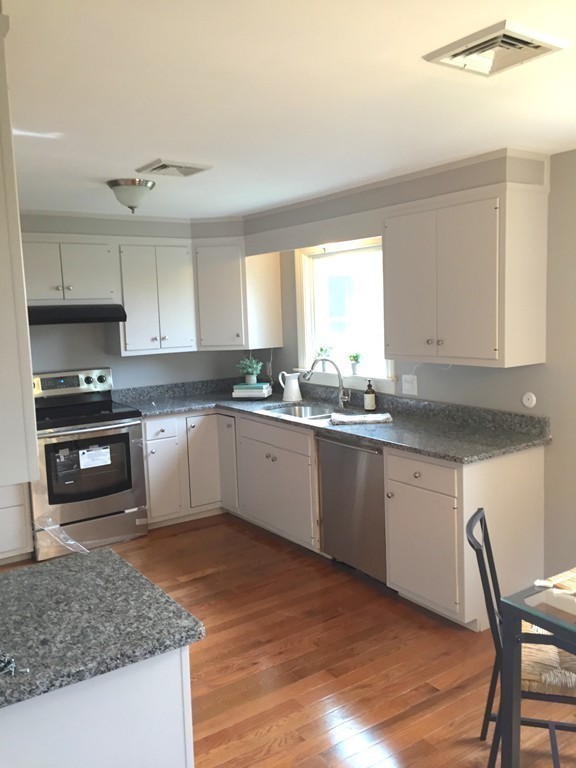 7 Jones Road Orleans, MA 02653 - Photo 6 of 18 Gallery Image 6