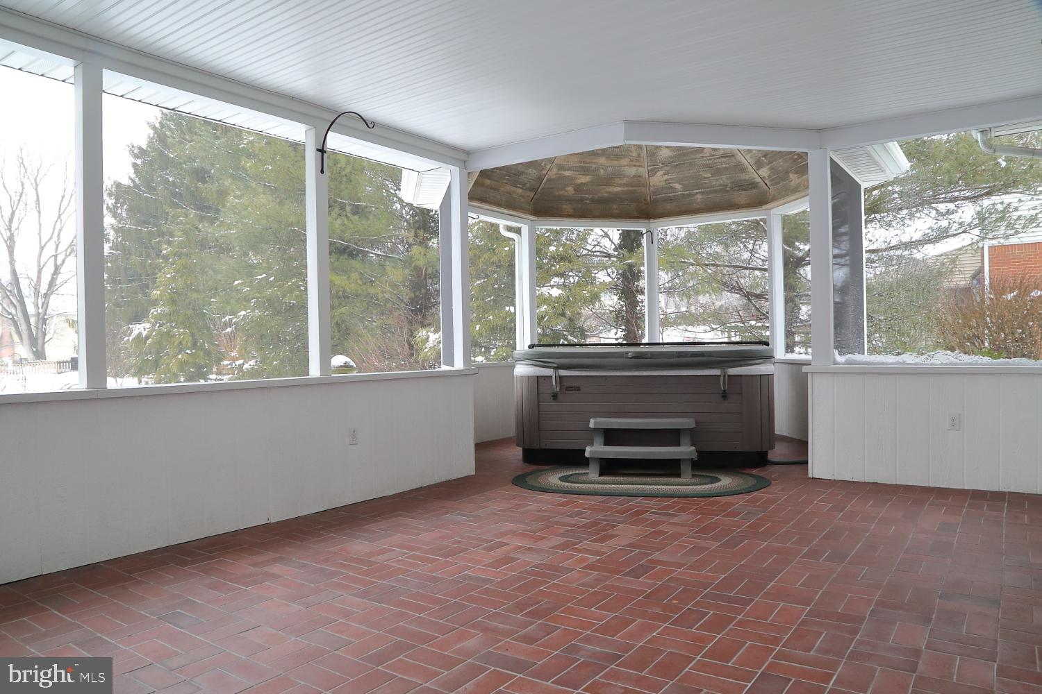 18 Green Acre Road Lititz, PA 17543 - Photo 33 of 36 Gallery Image 33
