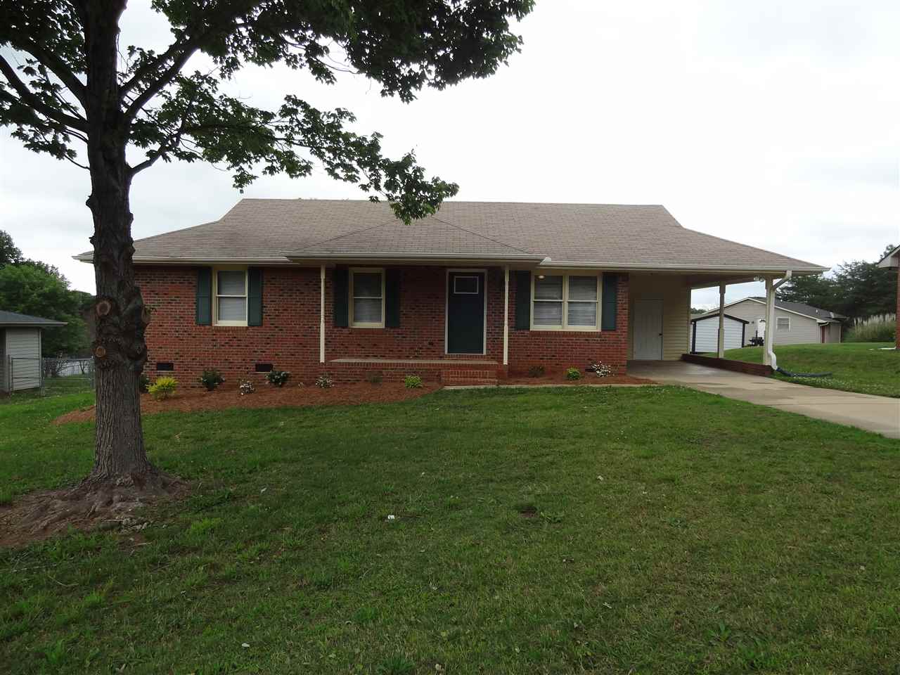 233 Ranier Drive Inman, SC 29349 - Photo 1 of 13