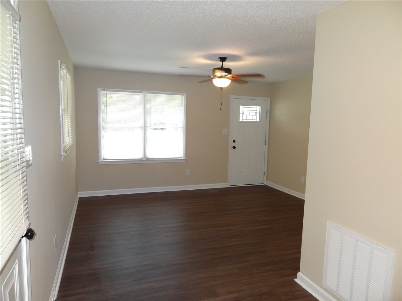 233 Ranier Drive Inman, SC 29349 - Photo 3 of 13