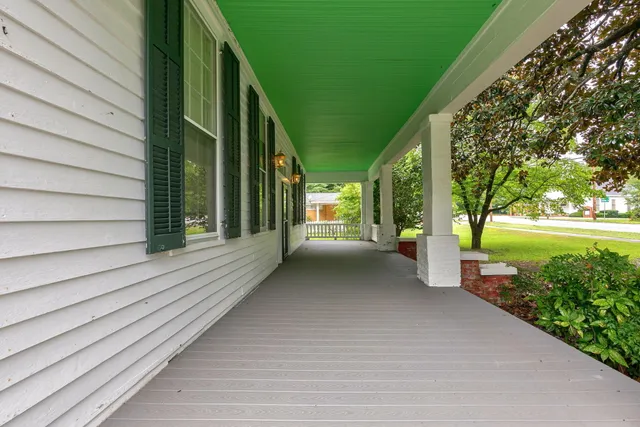 $325,000 | 99 West Main Street, Gibson, GA 30810