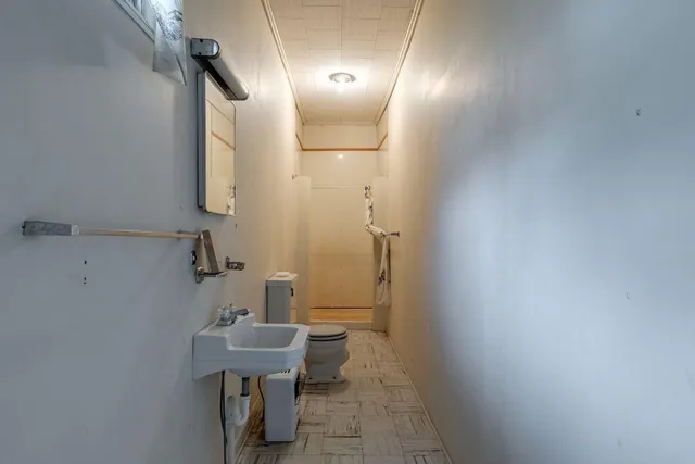 $325,000 | 99 West Main Street, Gibson, GA 30810