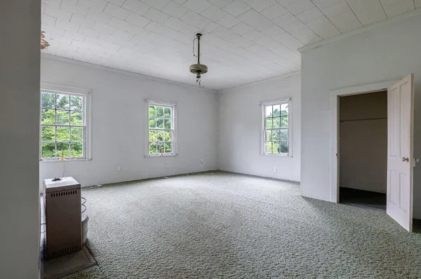 $325,000 | 99 West Main Street, Gibson, GA 30810