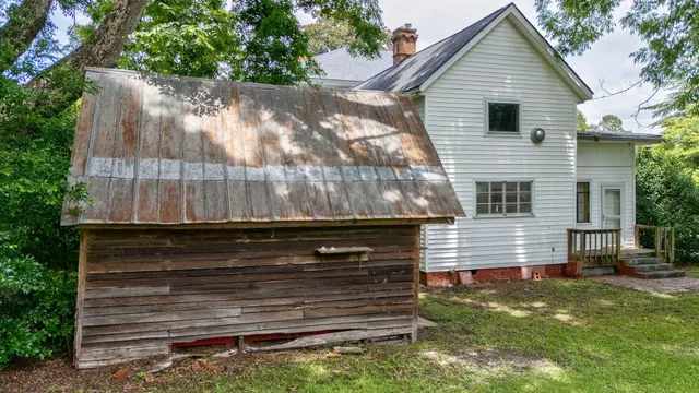 $325,000 | 99 West Main Street, Gibson, GA 30810