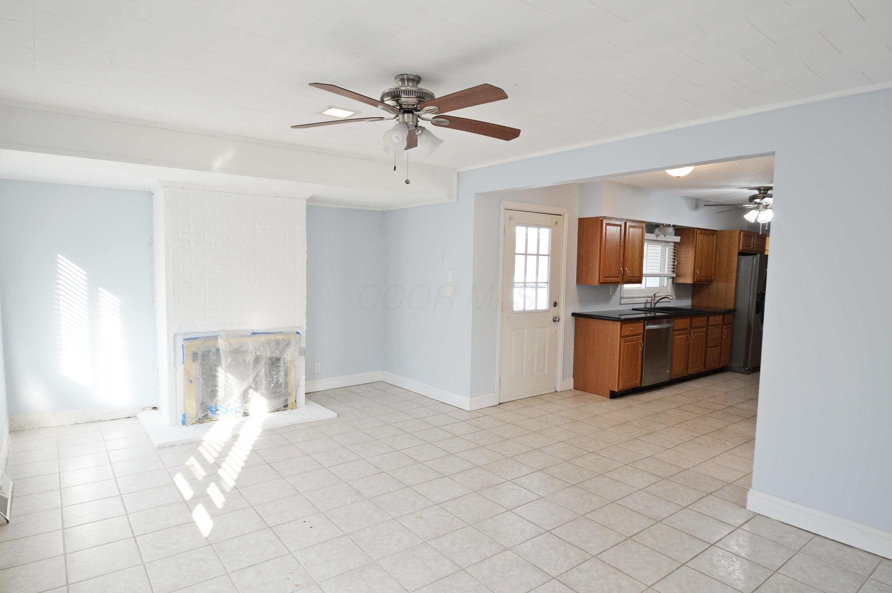 5138 Roberts Road Hilliard, OH 43026 - Photo 12 of 35 Dining Room A